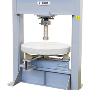 Testing round slab to ASTM C1550 in the 350 kN flexure frame 50-C1711/FR